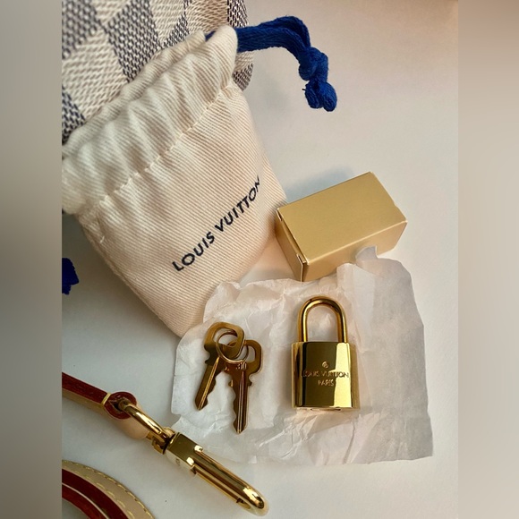 ❌SOLD❌Louis Vuitton Speedy 30 Bandouliere Damier Azur White Crossbody Bag *Mint - Picture 2 of 15